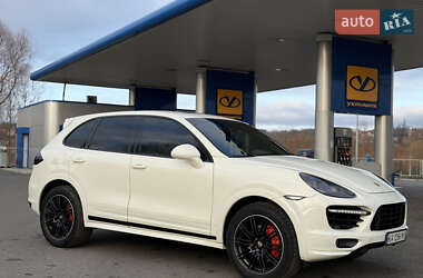 Внедорожник / Кроссовер Porsche Cayenne 2011 в Смеле