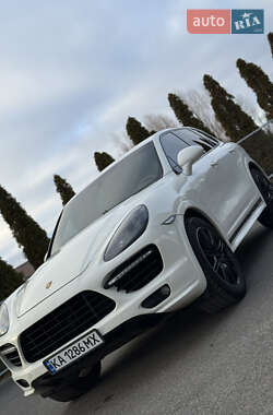 Внедорожник / Кроссовер Porsche Cayenne 2011 в Смеле