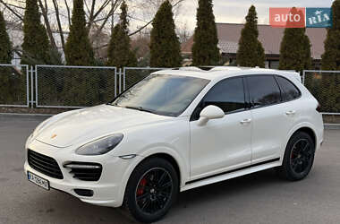 Внедорожник / Кроссовер Porsche Cayenne 2011 в Смеле