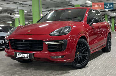 Porsche Cayenne 2016