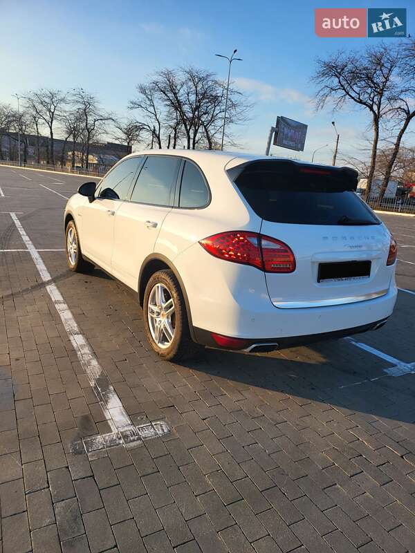 Внедорожник / Кроссовер Porsche Cayenne 2013 в Одессе