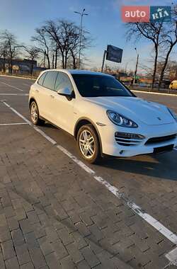 Внедорожник / Кроссовер Porsche Cayenne 2013 в 