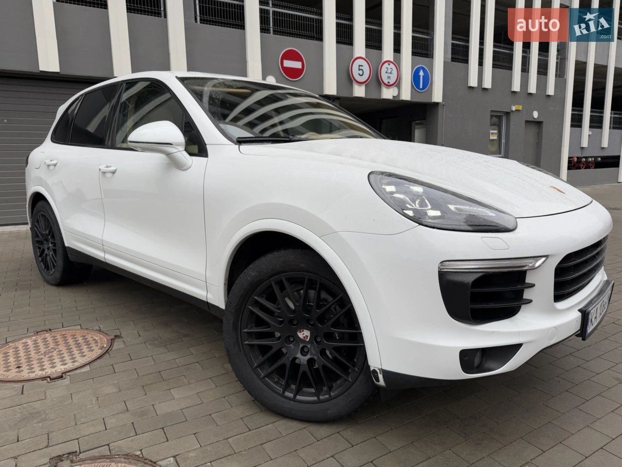 2017 Porsche Cayenne - мініатюра 20