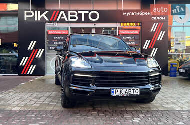 Позашляховик / Кросовер Porsche Cayenne 2019 в Львові