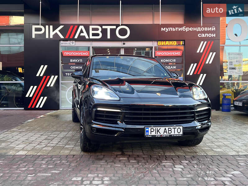 Внедорожник / Кроссовер Porsche Cayenne 2019 в 
