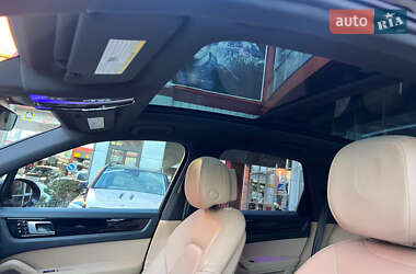 Внедорожник / Кроссовер Porsche Cayenne 2019 в 