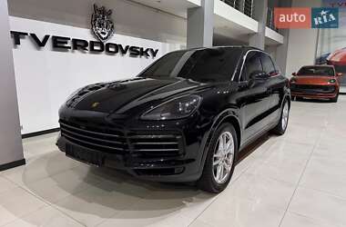 Позашляховик / Кросовер Porsche Cayenne 2021 в Одесі