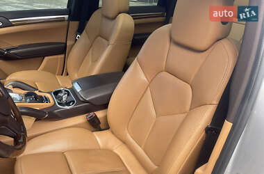 Внедорожник / Кроссовер Porsche Cayenne 2013 в 