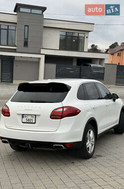 Внедорожник / Кроссовер Porsche Cayenne 2012 в Львове