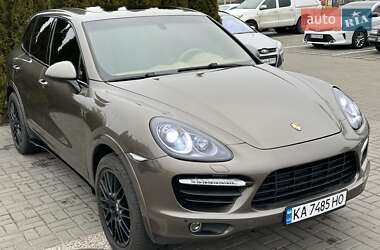 Позашляховик / Кросовер Porsche Cayenne 2012 в Києві