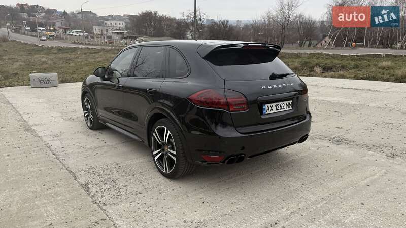 Внедорожник / Кроссовер Porsche Cayenne 2012 в Львове