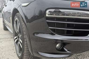 Внедорожник / Кроссовер Porsche Cayenne 2012 в 