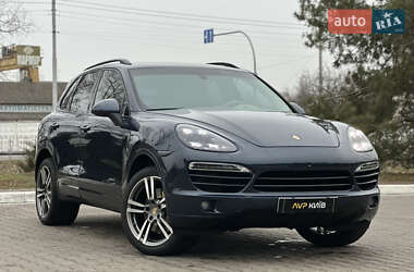 Внедорожник / Кроссовер Porsche Cayenne 2013 в Киеве