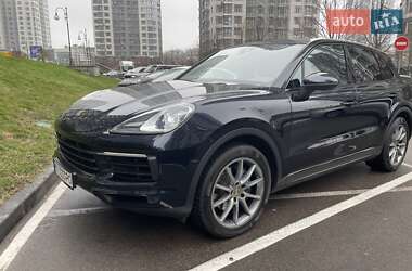 Внедорожник / Кроссовер Porsche Cayenne 2018 в Киеве