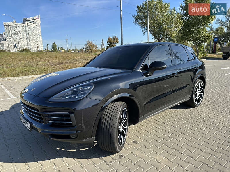 Позашляховик / Кросовер Porsche Cayenne 2019 в Києві