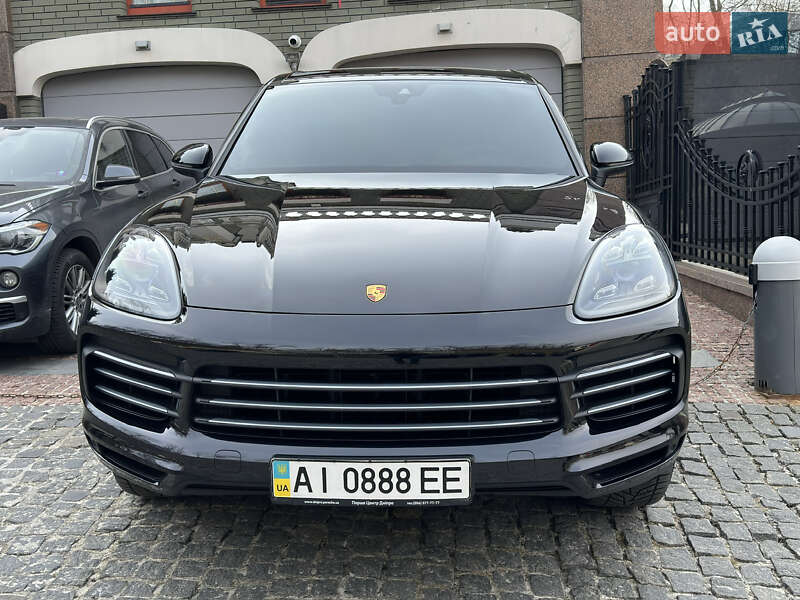Позашляховик / Кросовер Porsche Cayenne 2019 в Києві