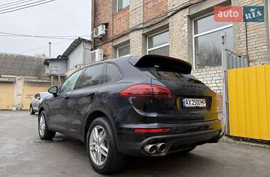 Внедорожник / Кроссовер Porsche Cayenne 2016 в Харькове