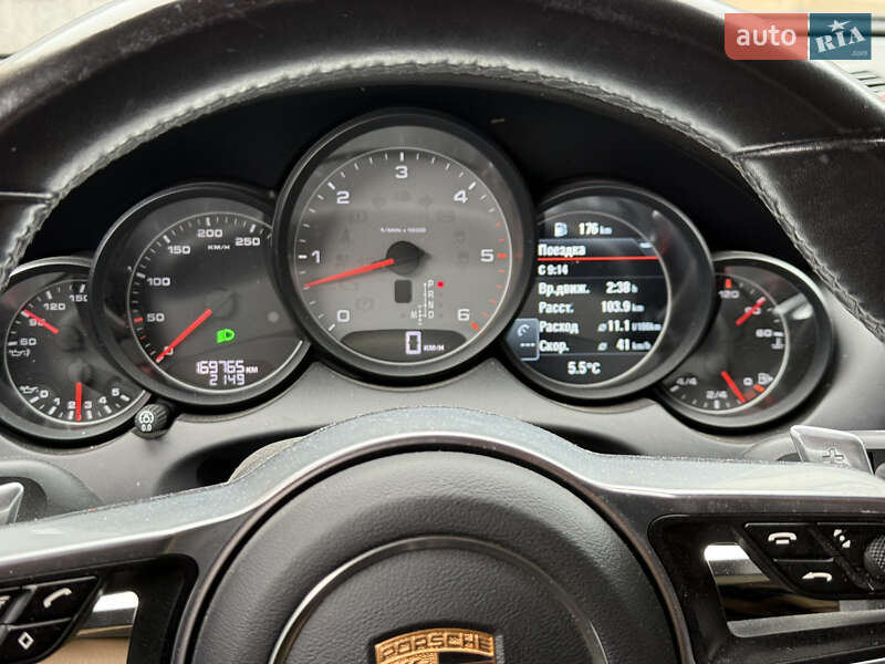 Позашляховик / Кросовер Porsche Cayenne 2014 в Вінниці