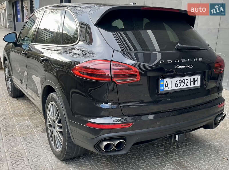 Позашляховик / Кросовер Porsche Cayenne 2014 в Києві