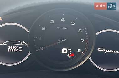 Внедорожник / Кроссовер Porsche Cayenne 2021 в 