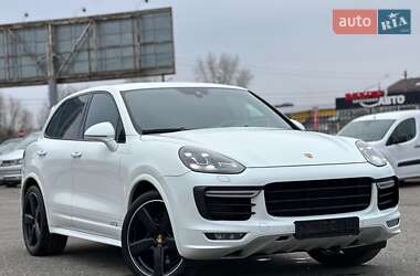 Porsche Cayenne 2016