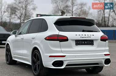 Позашляховик / Кросовер Porsche Cayenne 2016 в Києві