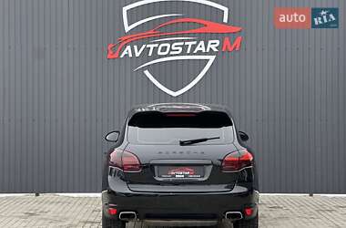 Внедорожник / Кроссовер Porsche Cayenne 2013 в 
