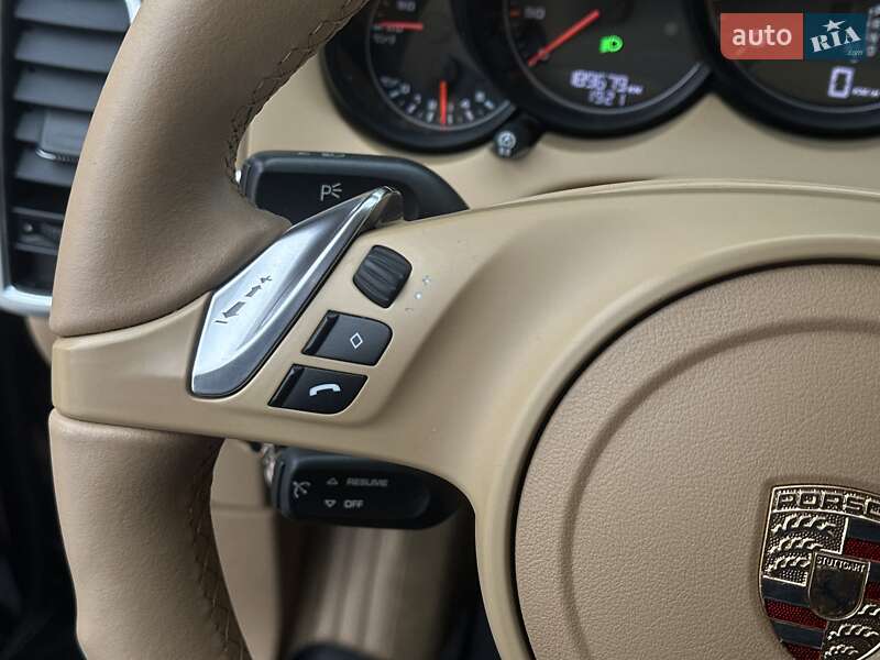 Внедорожник / Кроссовер Porsche Cayenne 2013 в Мукачево