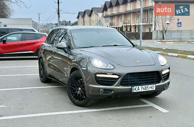 Позашляховик / Кросовер Porsche Cayenne 2012 в Києві