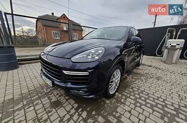 Внедорожник / Кроссовер Porsche Cayenne 2015 в Ходорове