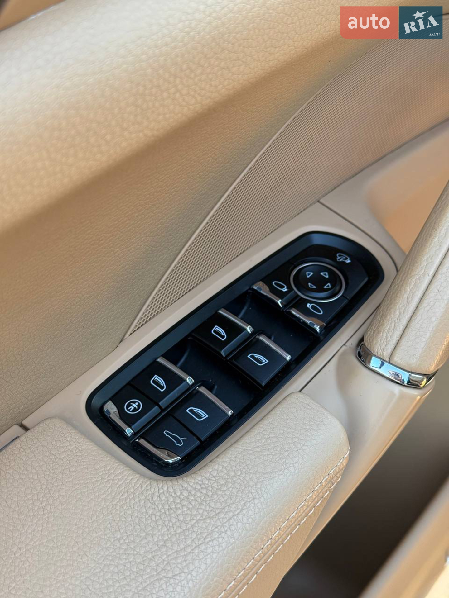 2012 Porsche Cayenne - мініатюра 15