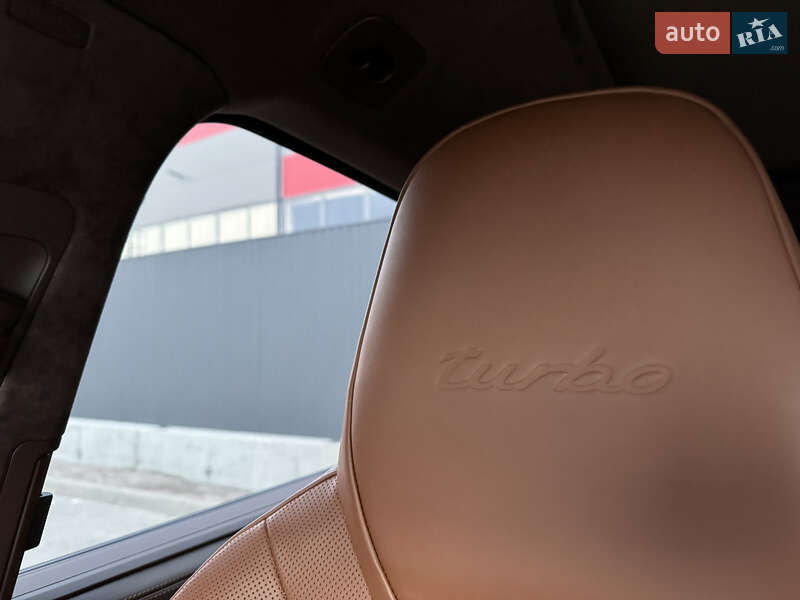 Внедорожник / Кроссовер Porsche Cayenne 2020 в Киеве