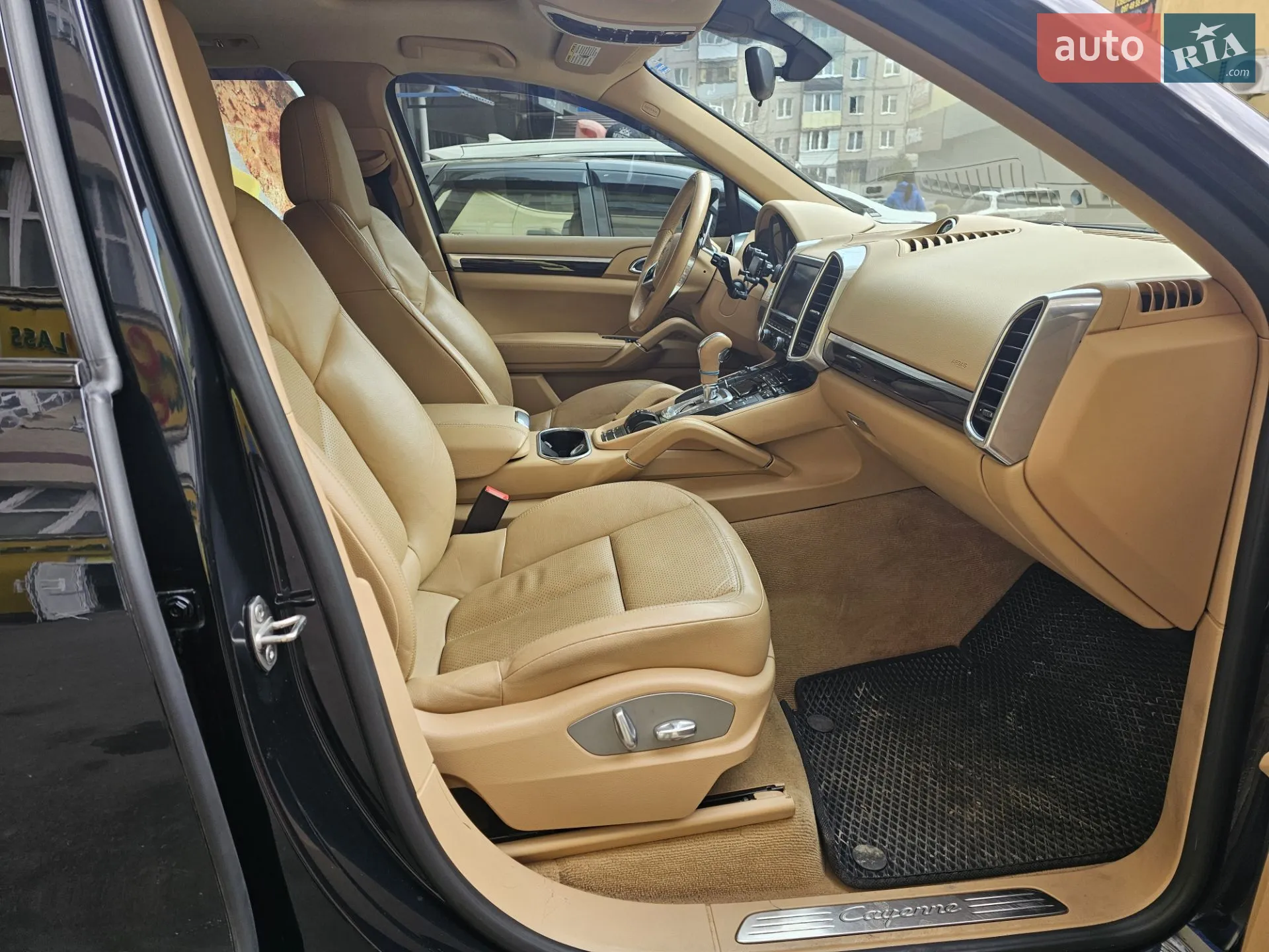 2015 Porsche Cayenne - мініатюра 8