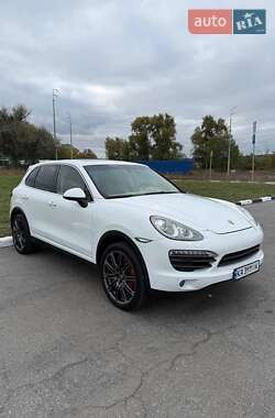 Внедорожник / Кроссовер Porsche Cayenne 2014 в Киеве