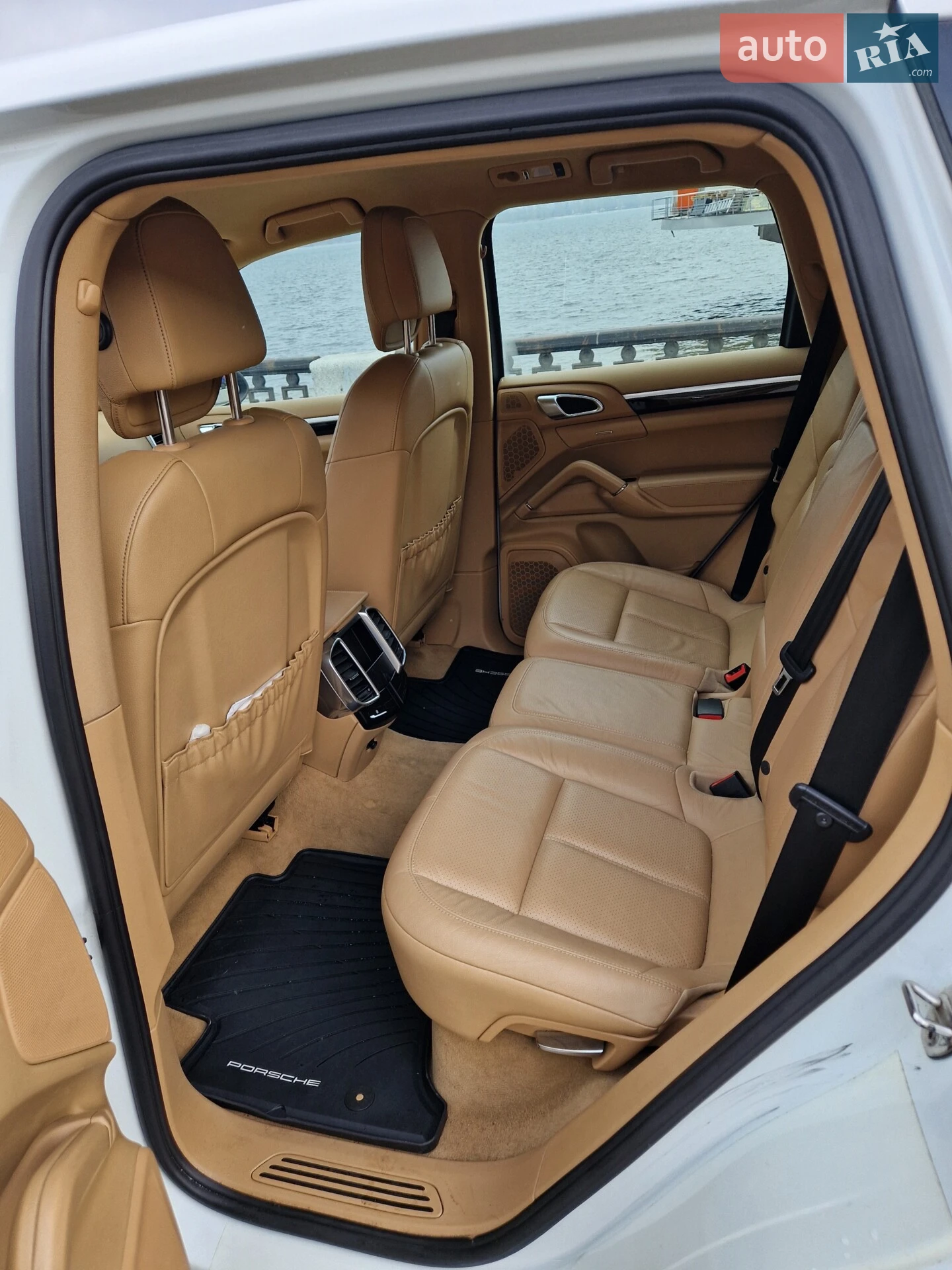 2012 Porsche Cayenne - мініатюра 7