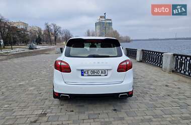 Позашляховик / Кросовер Porsche Cayenne 2012 в 