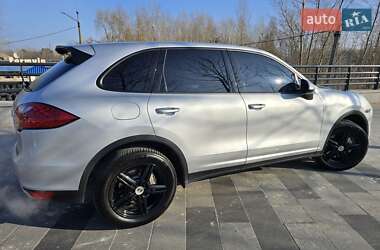 Внедорожник / Кроссовер Porsche Cayenne 2010 в 