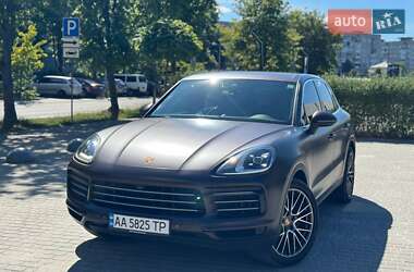 Внедорожник / Кроссовер Porsche Cayenne 2018 в Львове