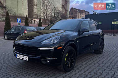 Позашляховик / Кросовер Porsche Cayenne 2017 в Львові