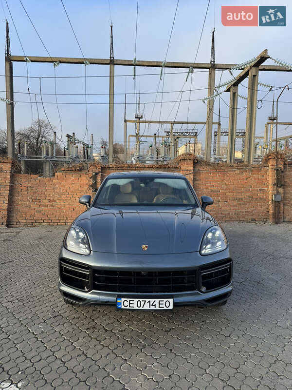 Внедорожник / Кроссовер Porsche Cayenne 2018 в Черновцах