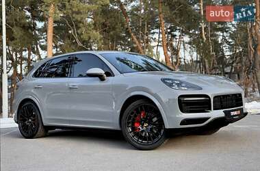 Позашляховик / Кросовер Porsche Cayenne 2018 в 