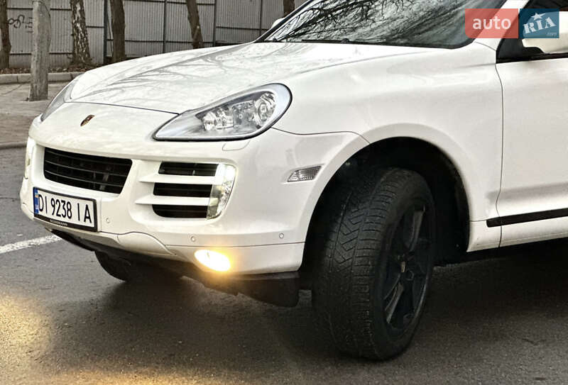 Позашляховик / Кросовер Porsche Cayenne 2009 в Золочеві