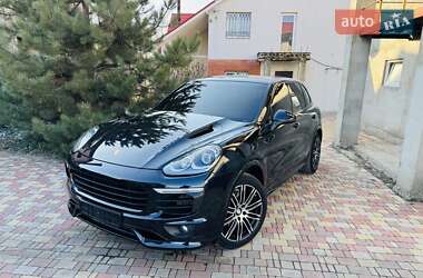 Позашляховик / Кросовер Porsche Cayenne 2015 в Кропивницькому