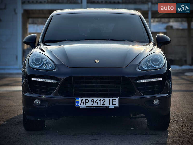 Позашляховик / Кросовер Porsche Cayenne 2011 в Дніпрі