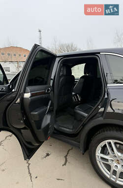 Внедорожник / Кроссовер Porsche Cayenne 2012 в Полтаве