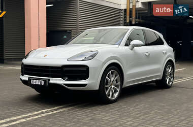 Позашляховик / Кросовер Porsche Cayenne 2020 в Києві