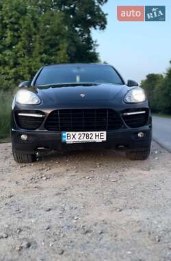 Внедорожник / Кроссовер Porsche Cayenne 2010 в Каменец-Подольском