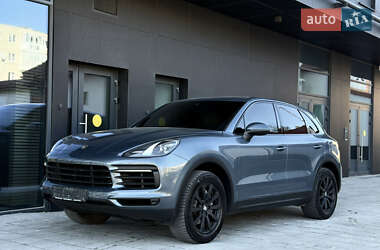 Позашляховик / Кросовер Porsche Cayenne 2019 в 