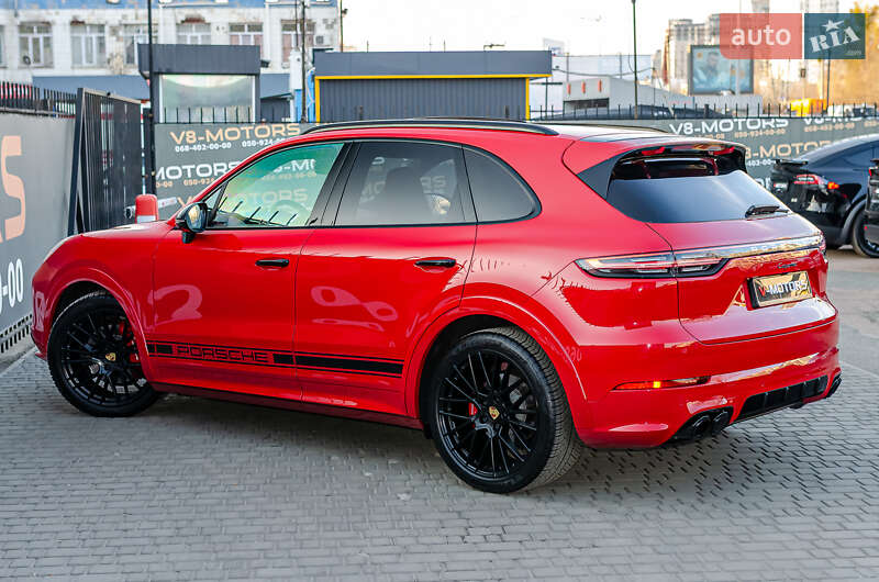 Внедорожник / Кроссовер Porsche Cayenne 2020 в Киеве