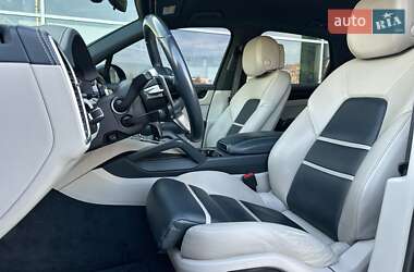 Позашляховик / Кросовер Porsche Cayenne 2019 в 